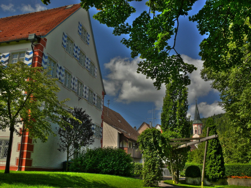 Parkidylle beim Rathaus